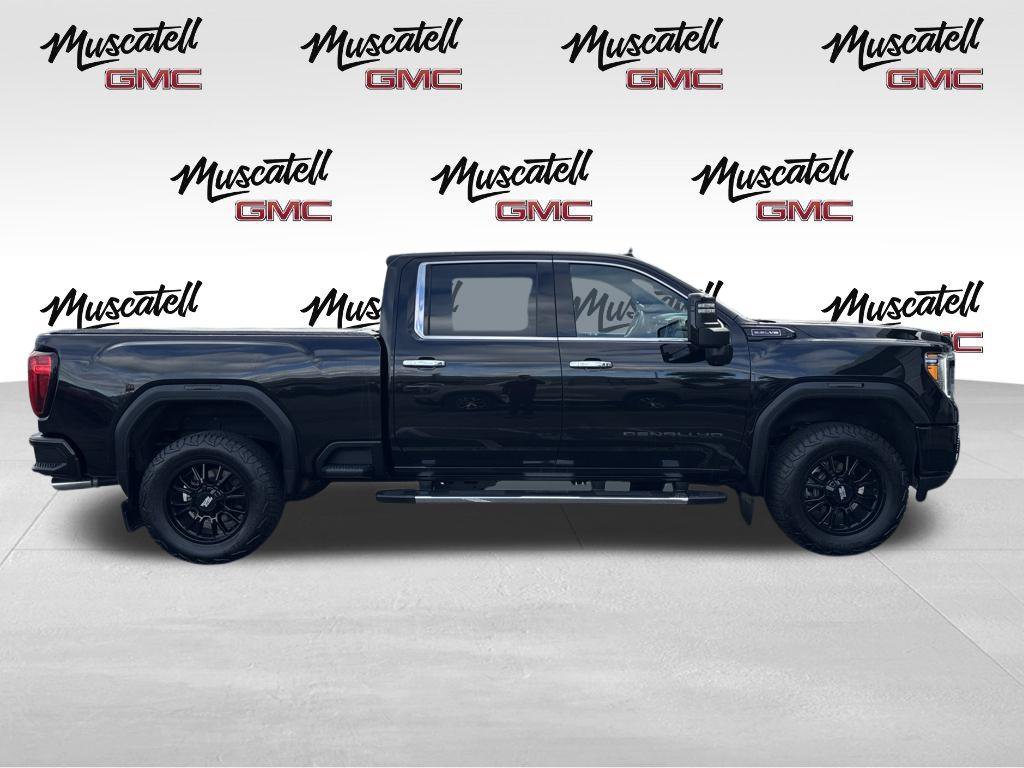 Used 2022 GMC Sierra 2500 Denali w/ Denali Ultimate Package AWD/4WD image 2