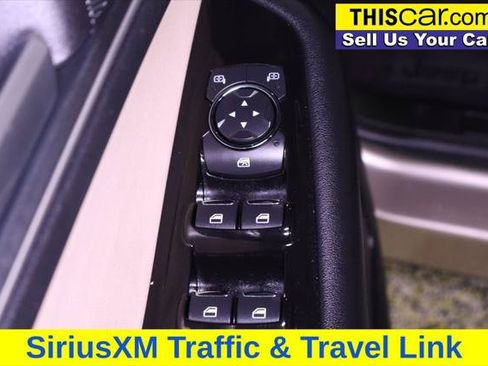 Used 2020 Ford Edge SEL w/ Convenience Package FWD image 32