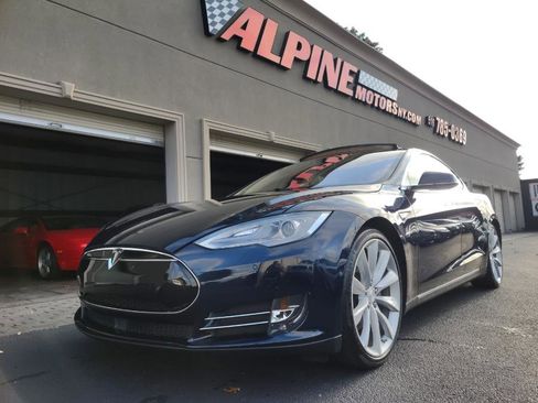 Used 2014 Tesla Model S 85 image 38