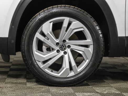 Used 2021 Volkswagen Atlas Cross Sport SEL image 20