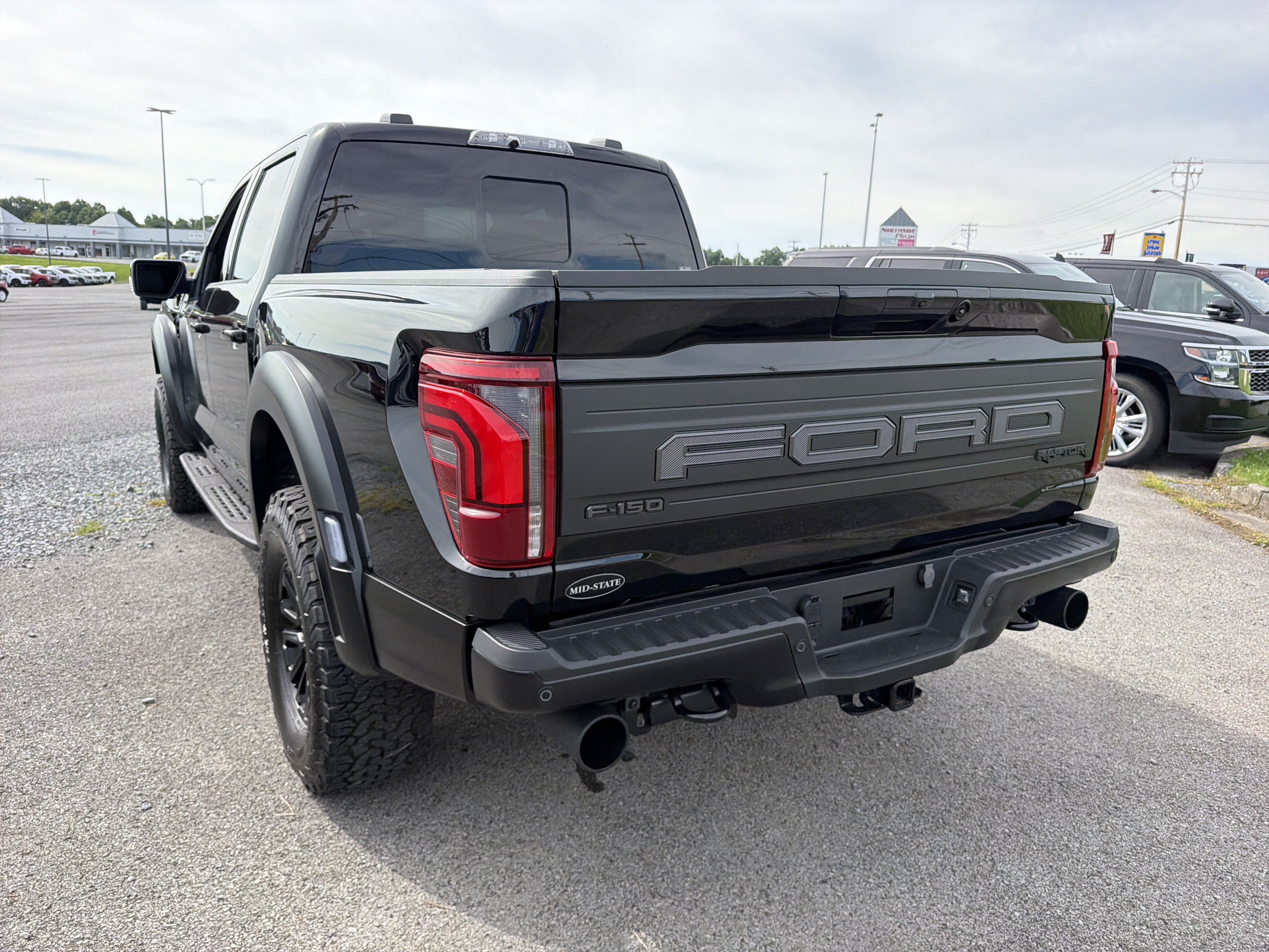 Used 2025 Ford F150 Raptor AWD/4WD image 6