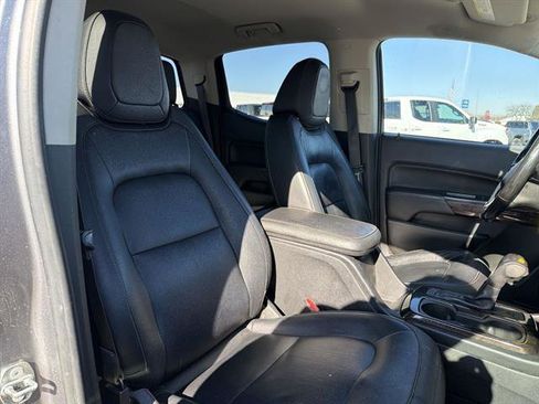 Used 2018 GMC Canyon SLT w/ Trailering Package image 46