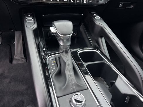 Certified 2024 Kia Telluride S w/ S Sunroof Package image 15