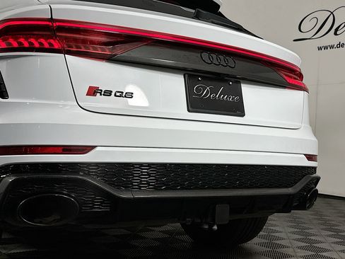Used 2022 Audi RS Q8 w/ Carbon Optic Package image 26