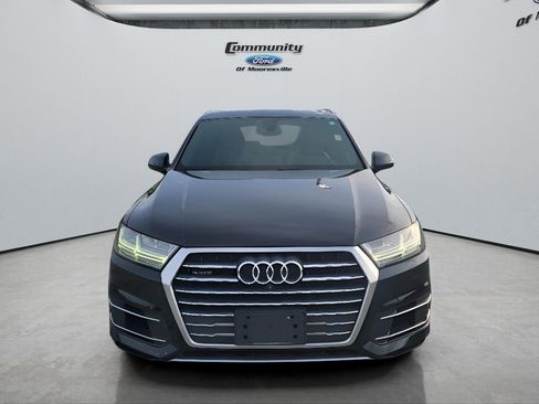 Used 2018 Audi Q7 3.0T Prestige image 2