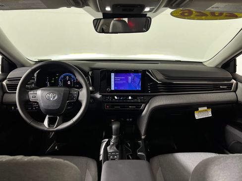 Used 2026 Toyota Camry LE w/ Convenience Package FWD image 24