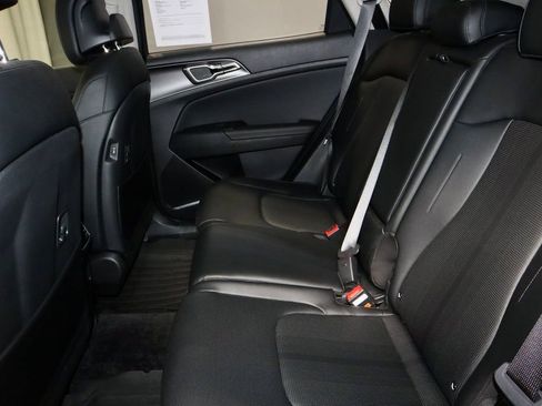Used 2026 Kia Sportage EX w/ EX Panorama Roof Package AWD/4WD image 22