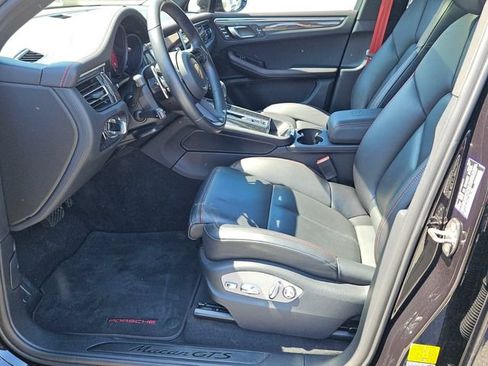 Used 2022 Porsche Macan GTS AWD/4WD image 3