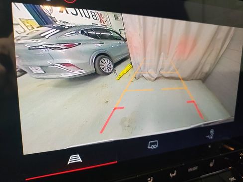 New 2026 GMC Canyon Elevation w/ Convenience Package image 29