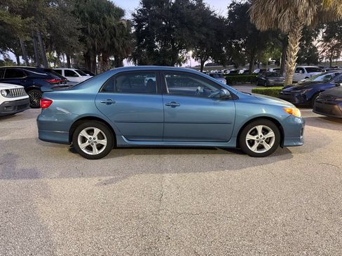 Used 2012 Toyota Corolla S FWD image 4
