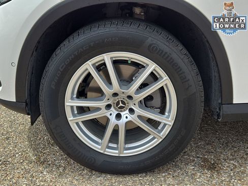 Used 2025 Mercedes-Benz GLC 300 image 11