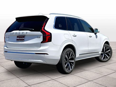 New 2026 Volvo XC90 B6 Core AWD/4WD image 4