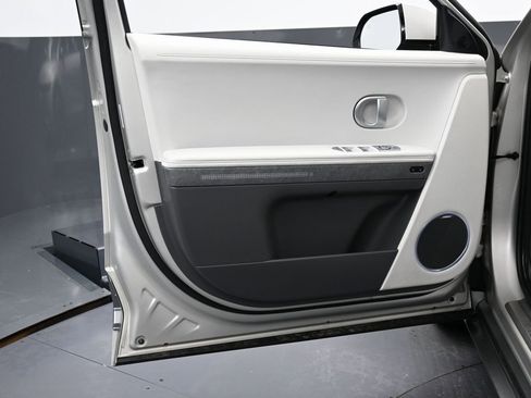 Used 2023 Hyundai Ioniq 5 Limited image 40