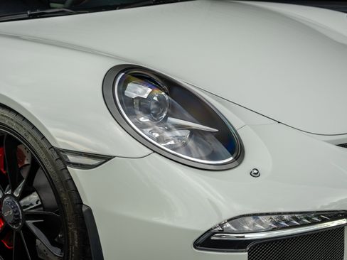 Used 2015 Porsche 911 GT3 image 35