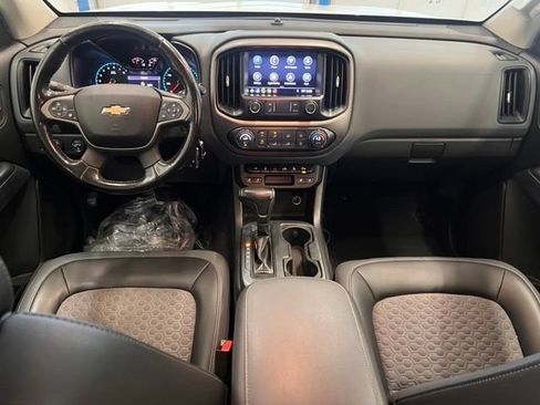 Used 2019 Chevrolet Colorado Z71 AWD/4WD image 18