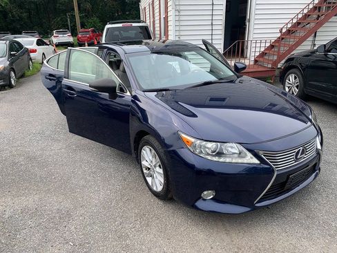 Used 2013 Lexus ES 300h image 5