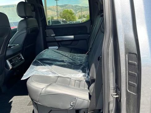 New 2025 Ford F350 Platinum w/ FX4 Off-Road Package image 78