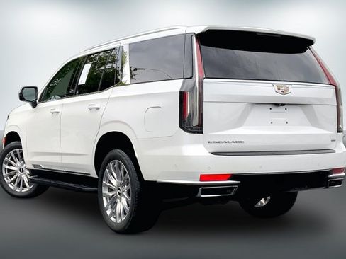 Used 2021 Cadillac Escalade Premium Luxury AWD/4WD image 10