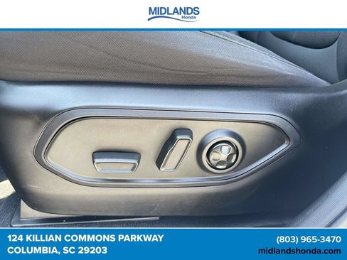 Used 2024 Jeep Grand Cherokee Laredo RWD image 14