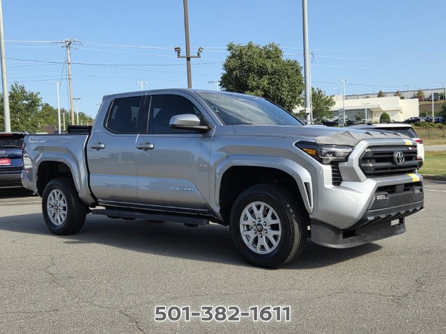 Used 2024 Toyota Tacoma SR5 RWD image 4