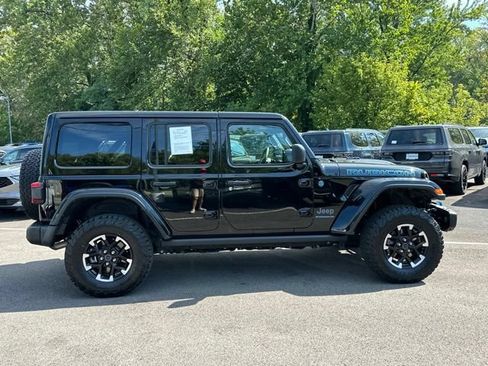 Used 2024 Jeep Wrangler Unlimited Rubicon 4xe AWD/4WD image 18