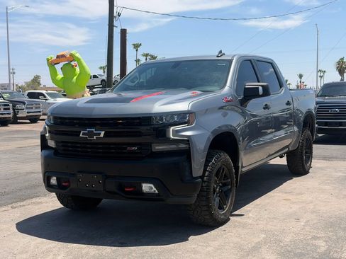 Used 2021 Chevrolet Silverado 1500 LT Trail Boss w/ Convenience Package II AWD/4WD image 1