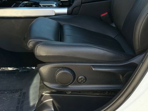 Used 2022 Mercedes-Benz GLB 250 4MATIC image 15