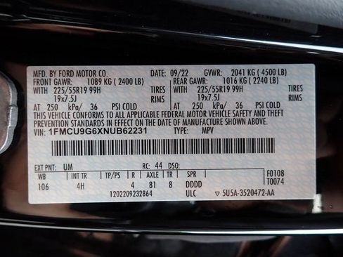 Used 2022 Ford Escape SE w/ SE Sport Appearance Package AWD/4WD image 22