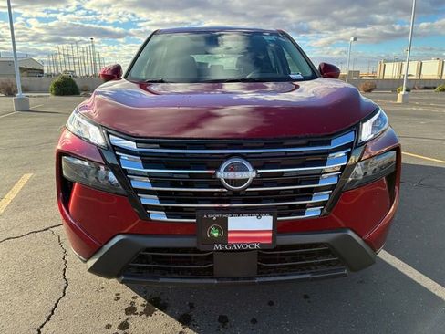 New 2026 Nissan Rogue SV image 9