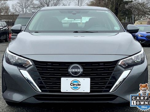 Used 2024 Nissan Sentra S image 3