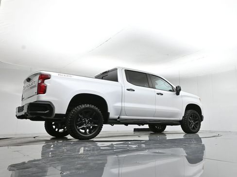 Used 2024 Chevrolet Silverado 1500 LT Trail Boss w/ LT Trail Boss Premium Package image 52