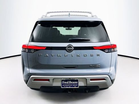 Used 2023 Nissan Pathfinder Platinum AWD/4WD image 9