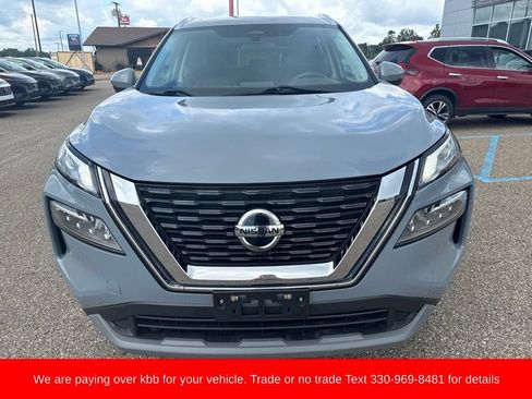 Used 2021 Nissan Rogue SV AWD/4WD image 2