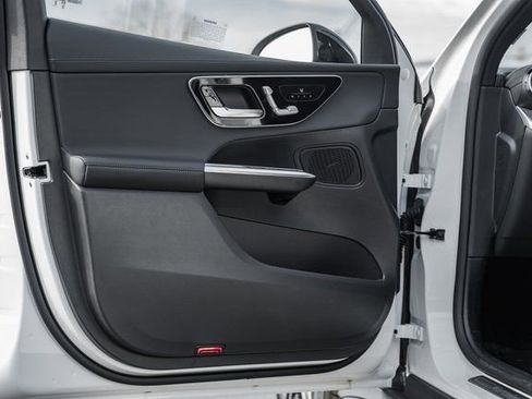 New 2026 Mercedes-Benz GLC 300 4MATIC image 32