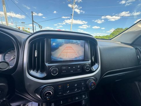 Used 2017 GMC Canyon SLE w/ SLE Convenience Package AWD/4WD image 17