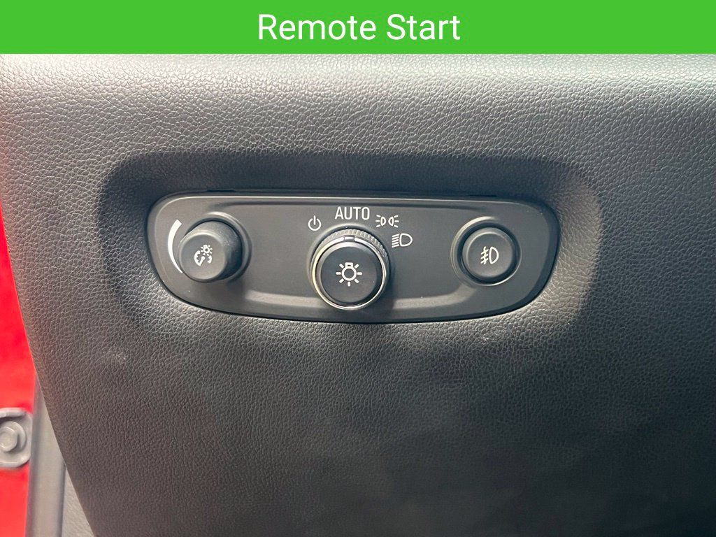 Certified 2020 Chevrolet Traverse LT FWD image 18