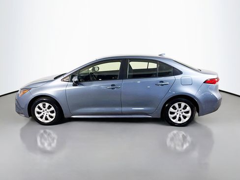 Used 2020 Toyota Corolla LE image 6