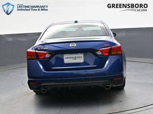 Used 2024 Nissan Altima 2.5 SR FWD image 5