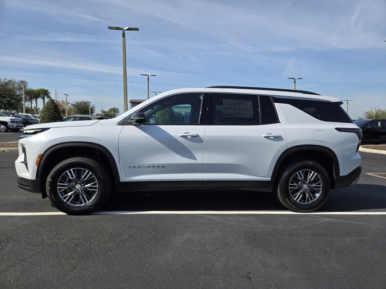 New 2026 Chevrolet Traverse LT w/ Enhanced Driving Package FWD image 3