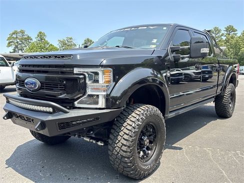 Used 2022 Ford F250 Lariat w/ Lariat Ultimate Package image 4