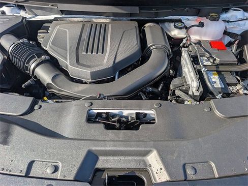 New 2026 Chevrolet Traverse LT image 4