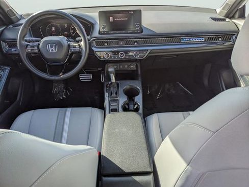 Used 2025 Honda Civic Sport image 11