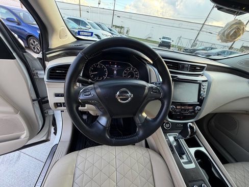 Used 2019 Nissan Murano Platinum image 9