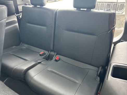 Used 2024 Mitsubishi Outlander SE FWD image 11