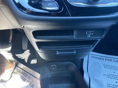 New 2026 Chrysler Voyager LX FWD image 23