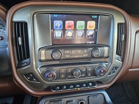 Used 2015 Chevrolet Silverado 3500 High Country w/ Duramax Plus Package image 26