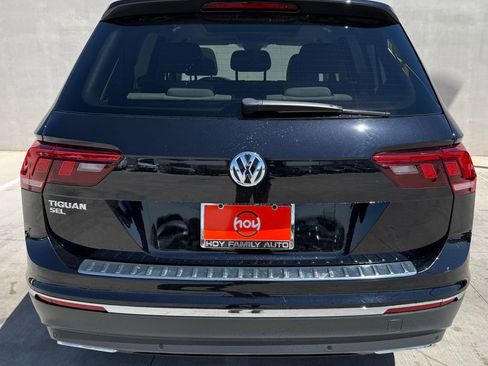 Used 2021 Volkswagen Tiguan SEL w/ 3-Row Tiguan MDO Package image 4