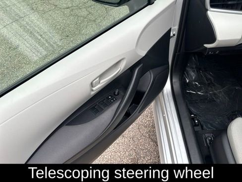 Used 2026 Toyota Corolla LE image 18