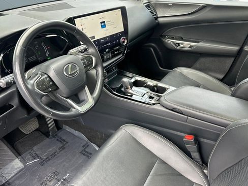 Certified 2025 Lexus NX 450h+ AWD w/ Towing Package (2000 Lbs) image 4