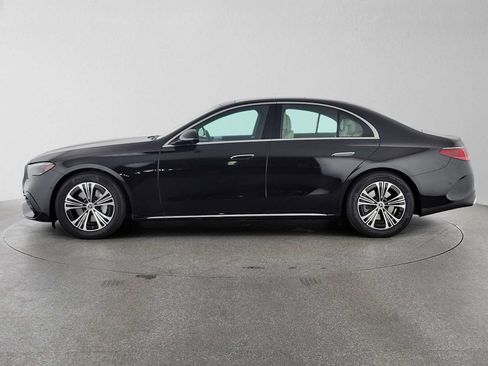 Used 2025 Mercedes-Benz E 350 Sedan image 6